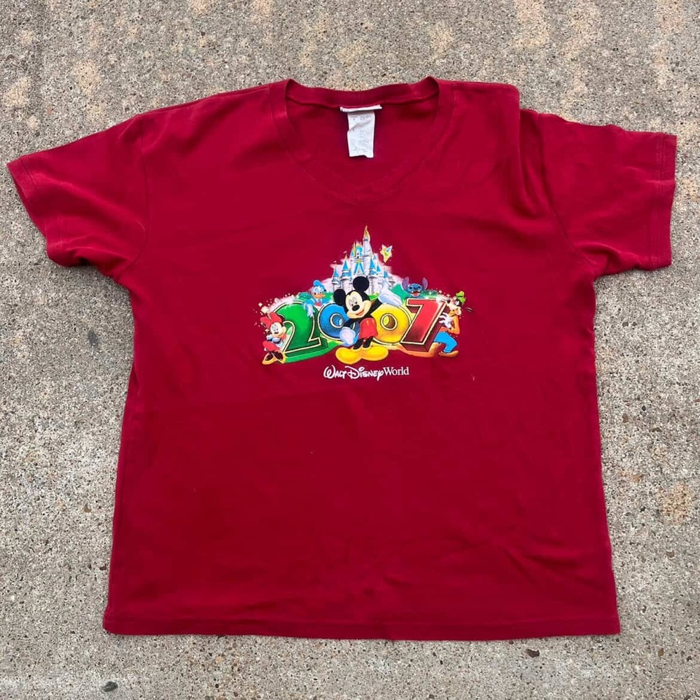 Disney shirt